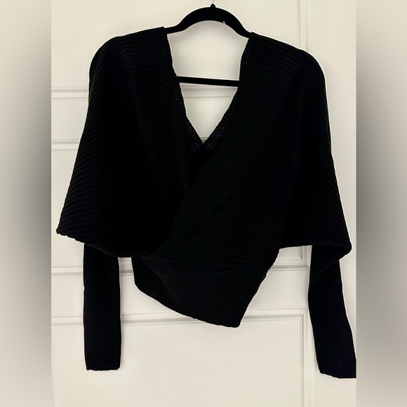 NWT Black Knit Crop Top - Picture 5 of 5
